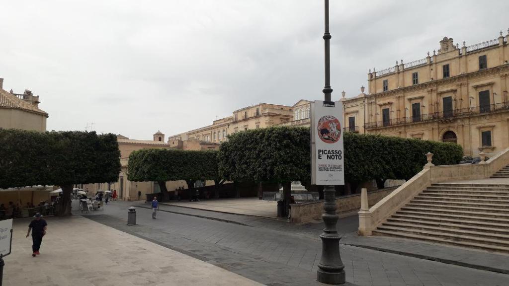 La Casa Re Basuli Villa Noto Dış mekan fotoğraf